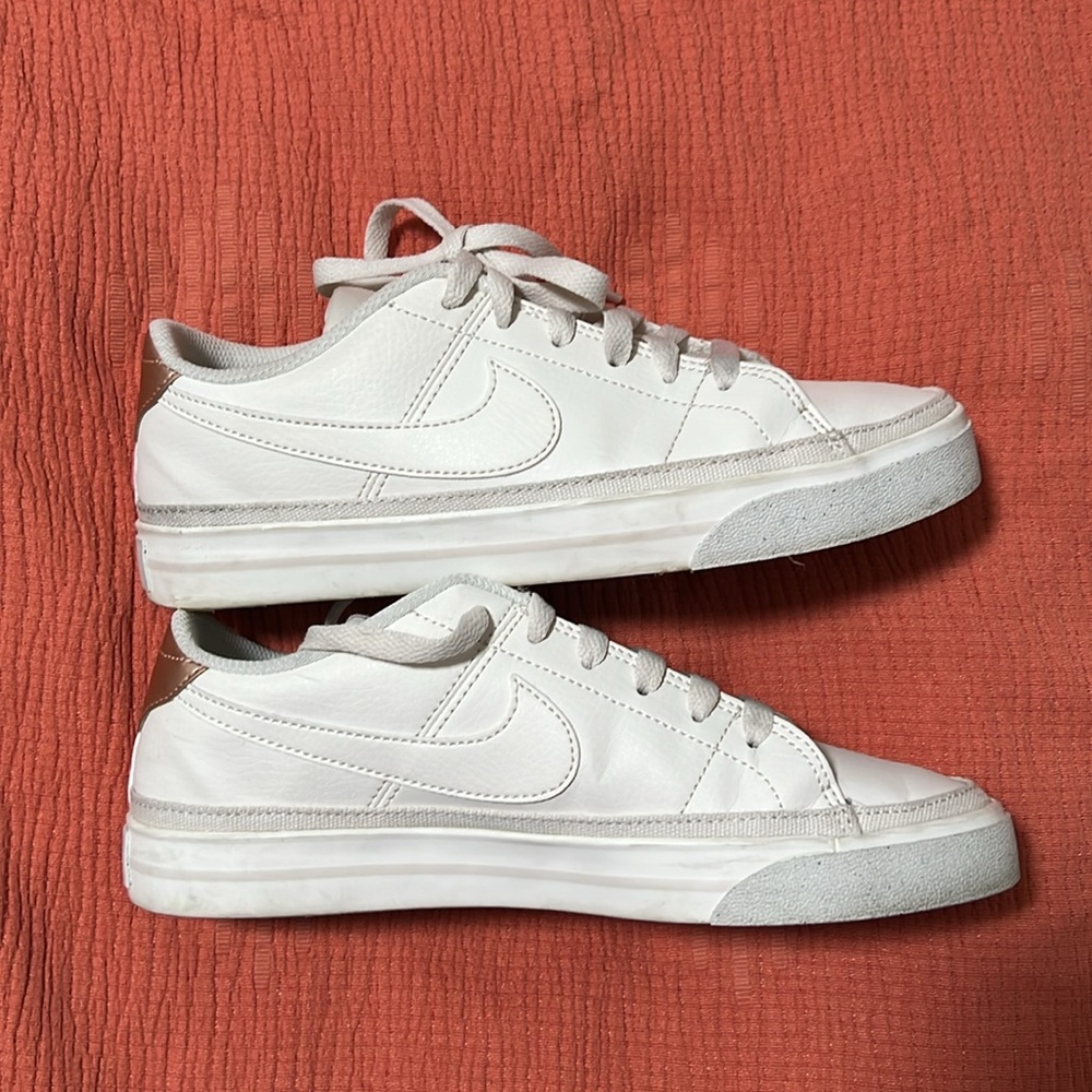 Nike Court Legacy Next Nature Phantom Metallic Red Bronze Women’s Size 6.5